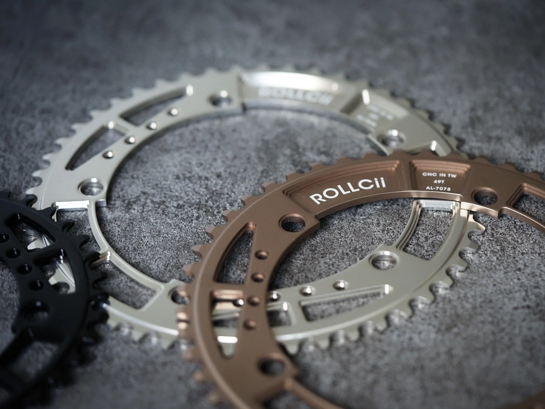 ROCKER V2.1 BCD144 TRACK CHAINRING ONLY